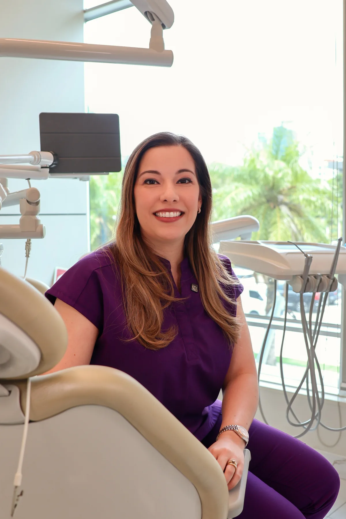 Dra. Rossana Gómez en el sillón dental